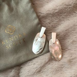 Kendra Scott Aragon Earrings- Ivory